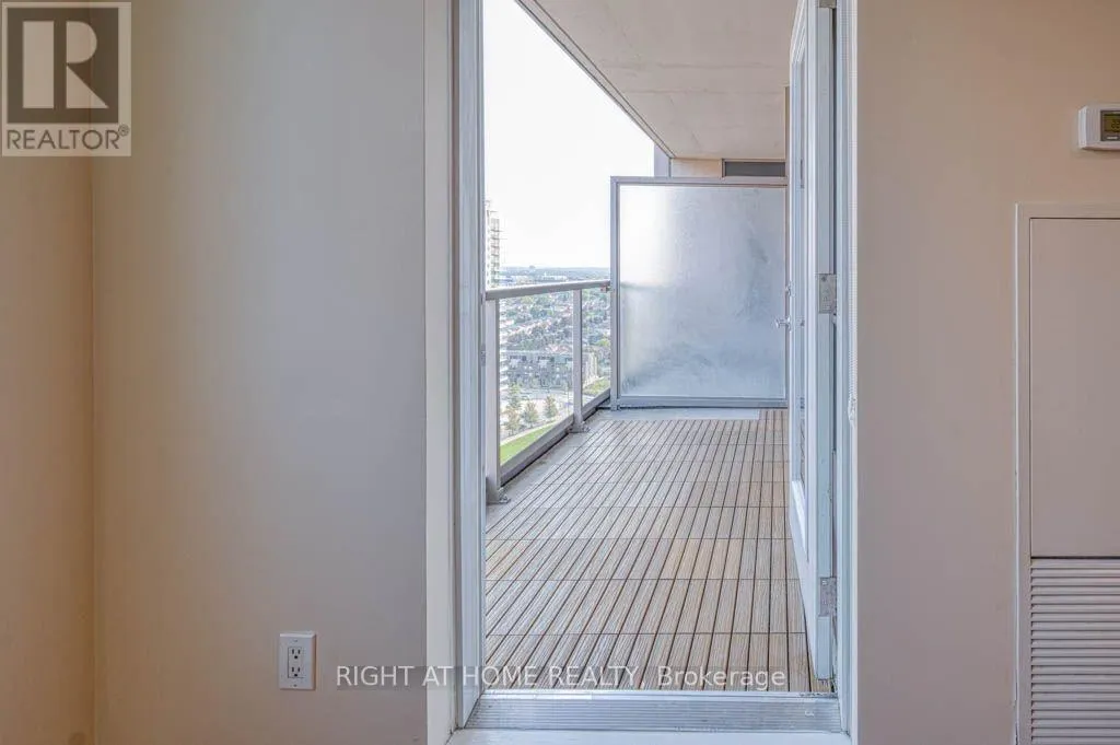 1711 - 388 PRINCE OF WALES DRIVE