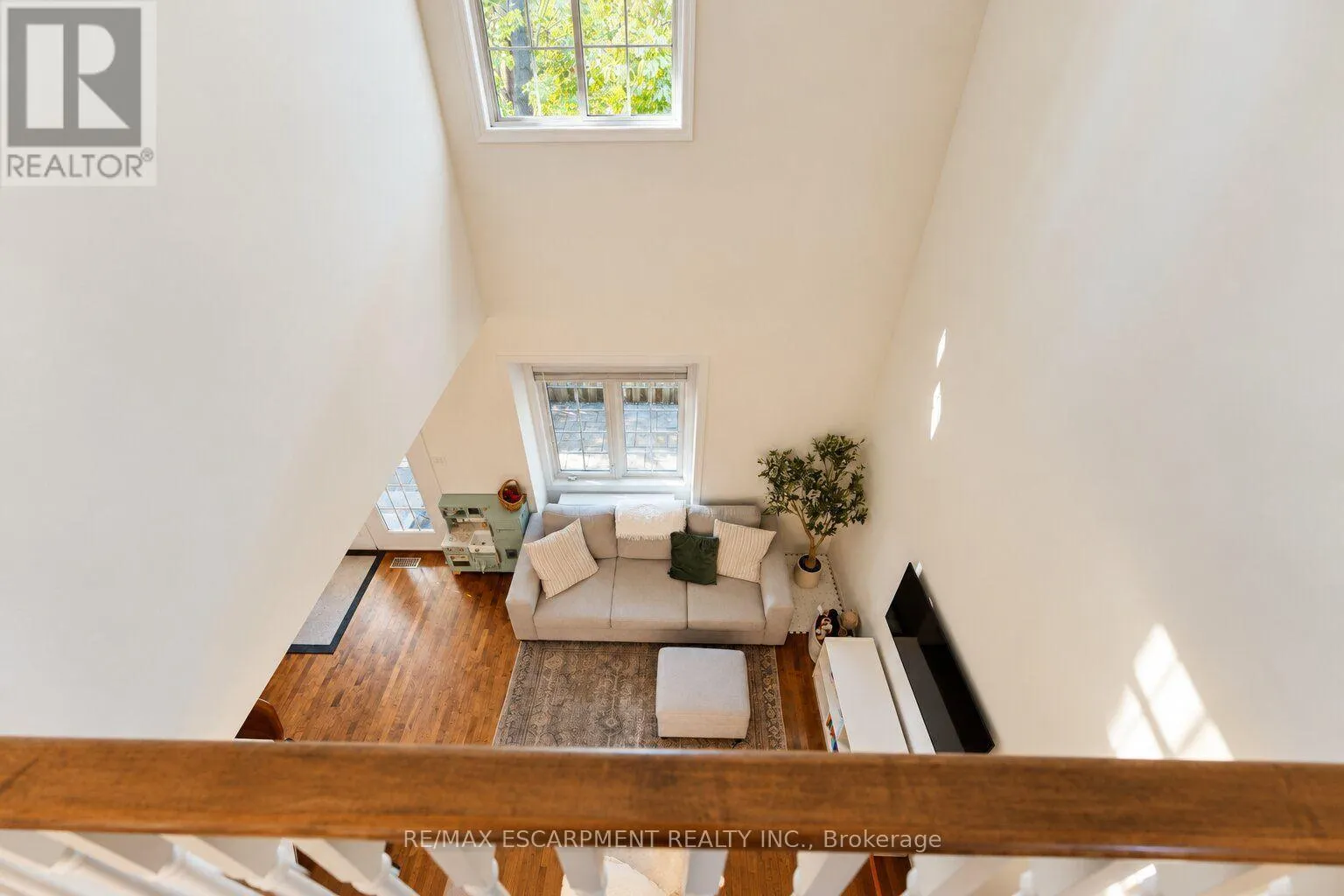 24 - 1375 STEPHENSON DRIVE