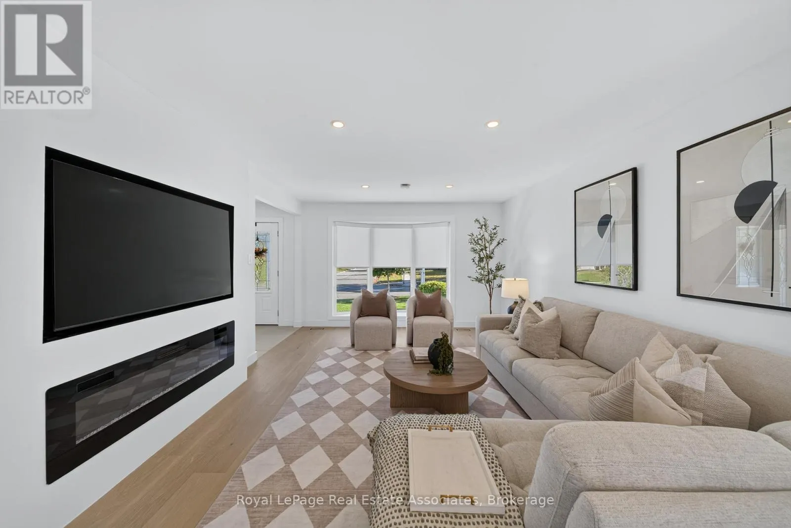 2141 HERRIDGE DRIVE