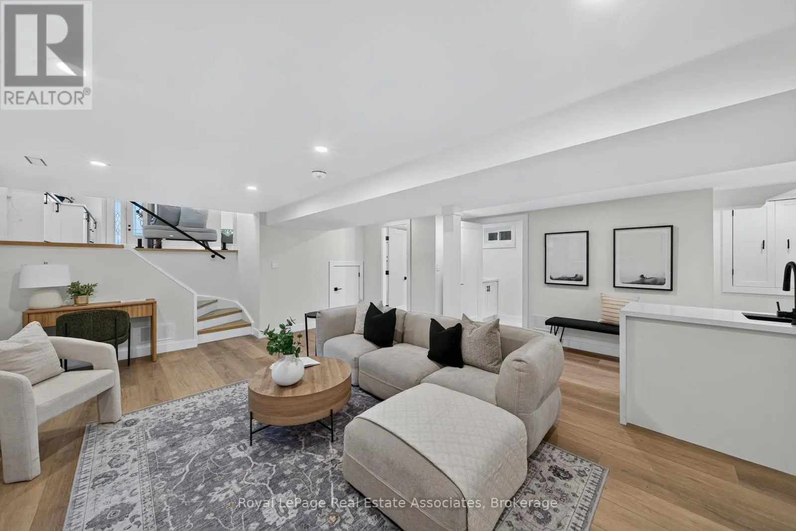 2141 HERRIDGE DRIVE