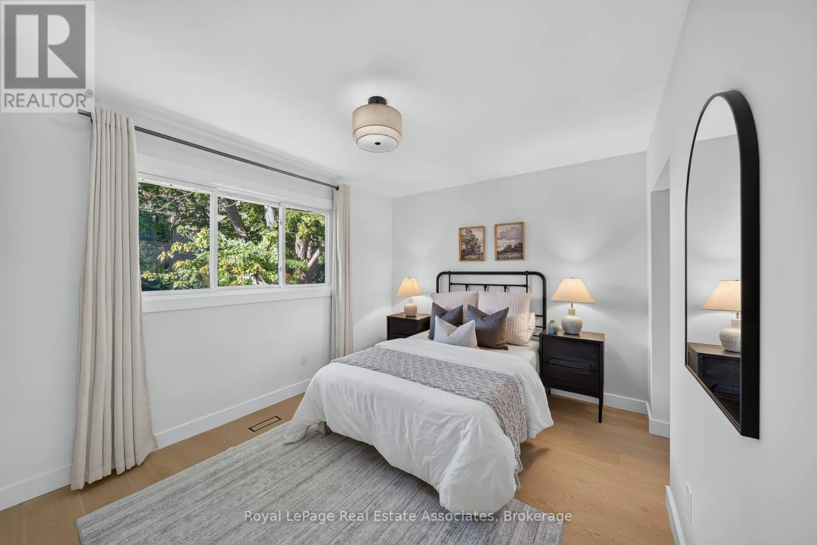 2141 HERRIDGE DRIVE