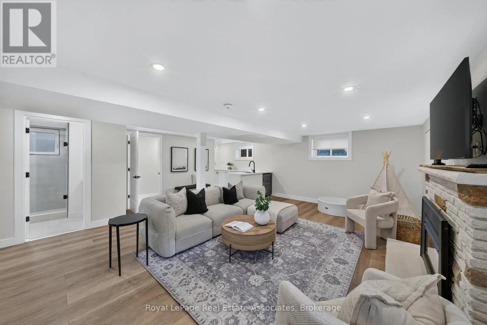 2141 HERRIDGE DRIVE