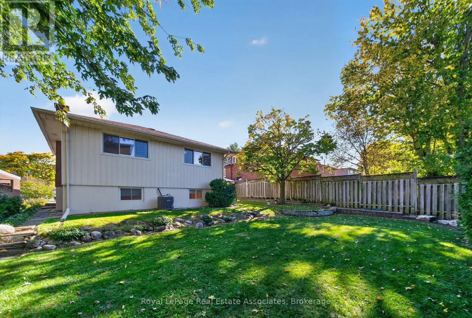 2141 HERRIDGE DRIVE