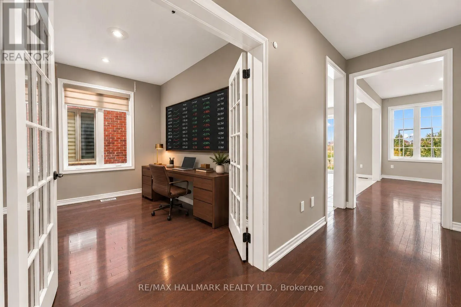 19 DURANGO DRIVE