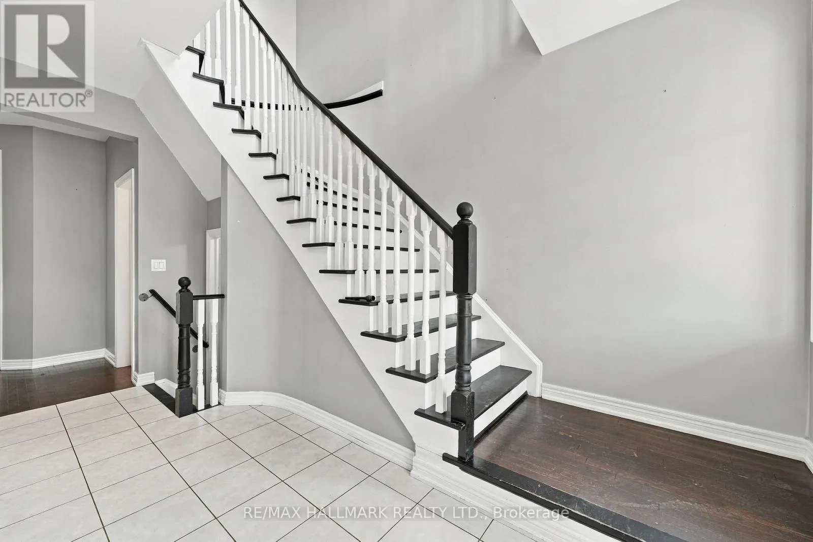 19 DURANGO DRIVE