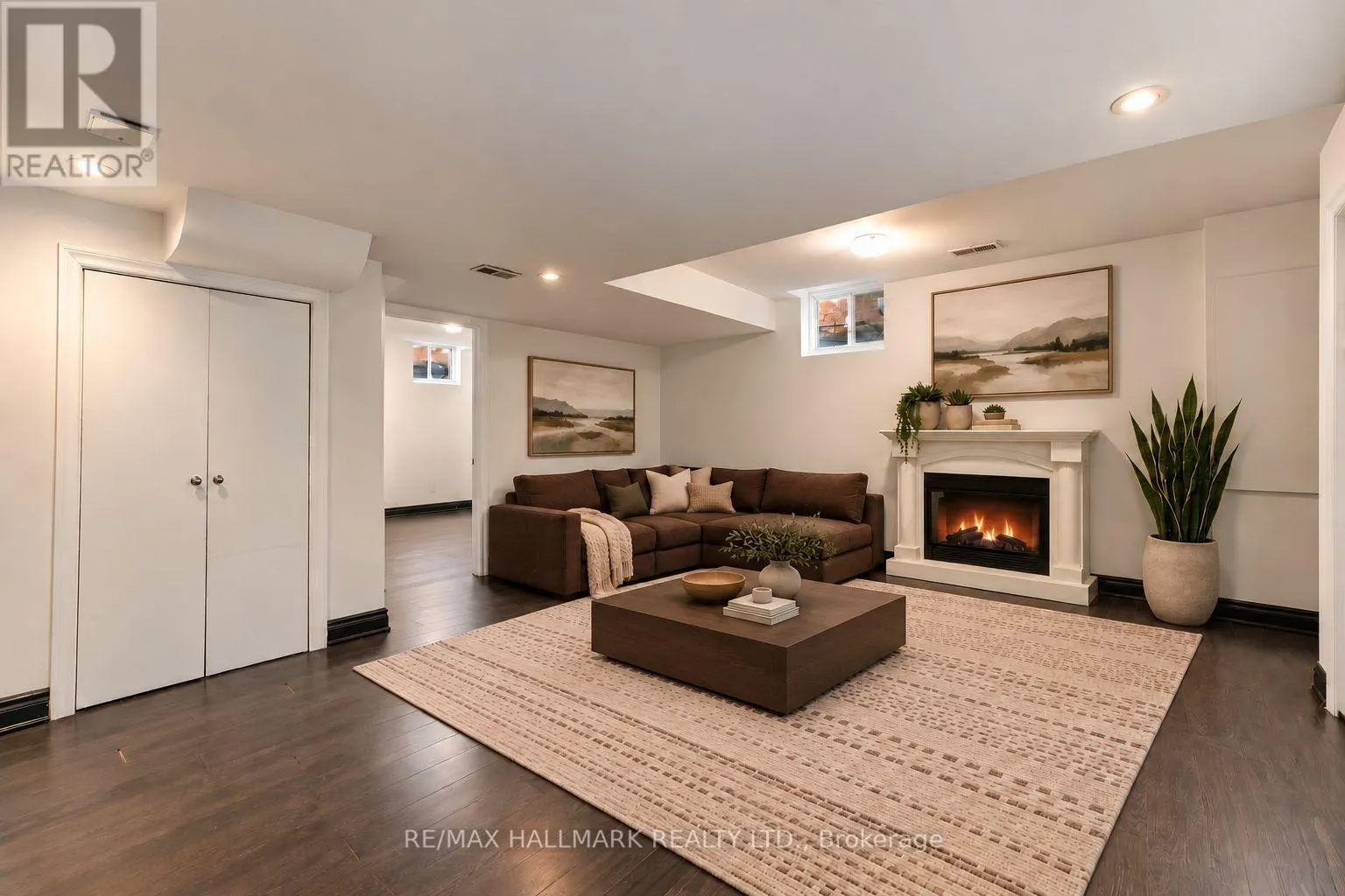 19 DURANGO DRIVE