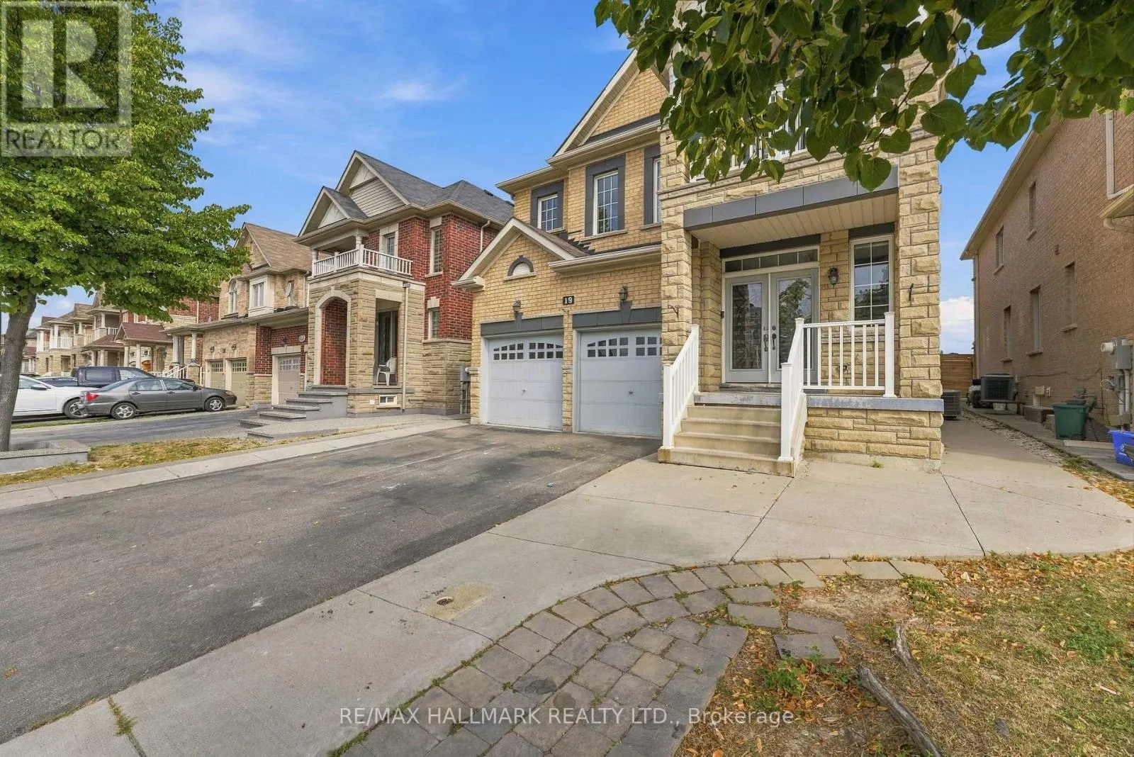 19 DURANGO DRIVE