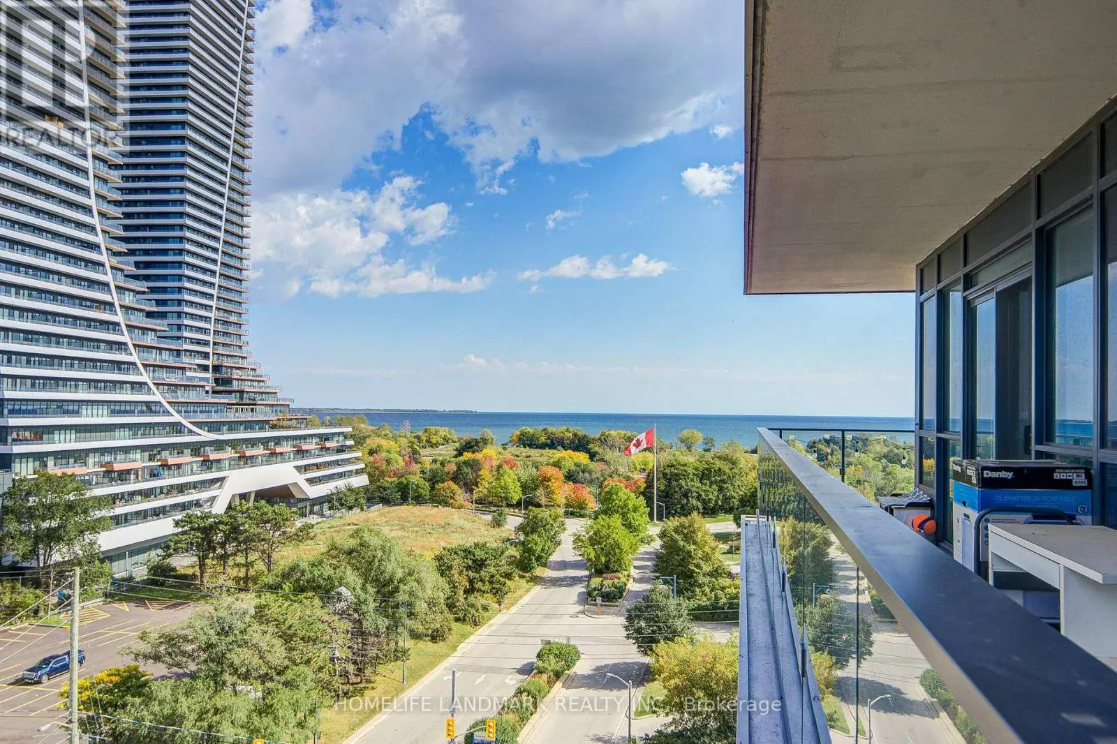 1008 - 2200 LAKESHORE BOULEVARD W