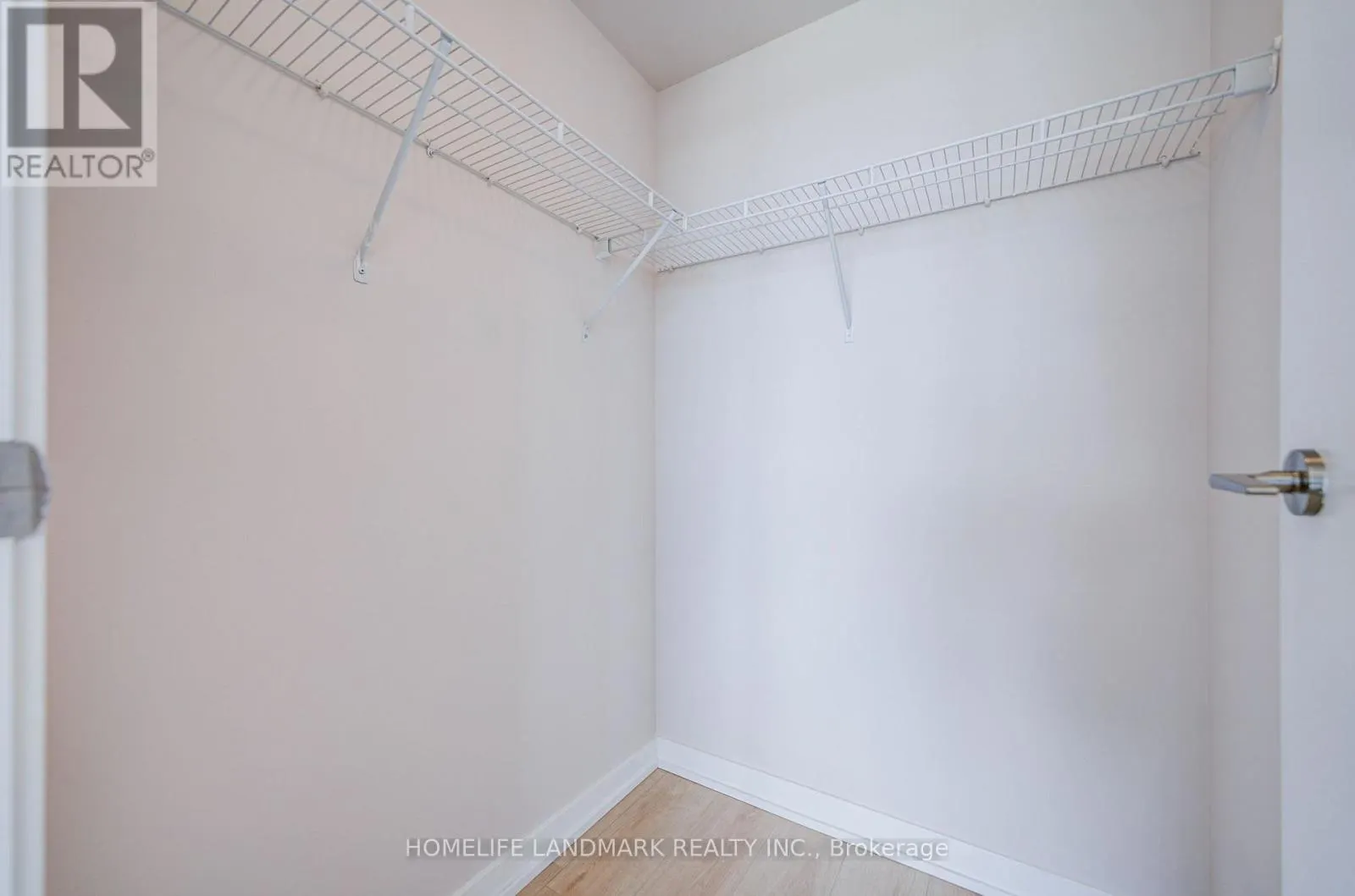 1008 - 2200 LAKESHORE BOULEVARD W