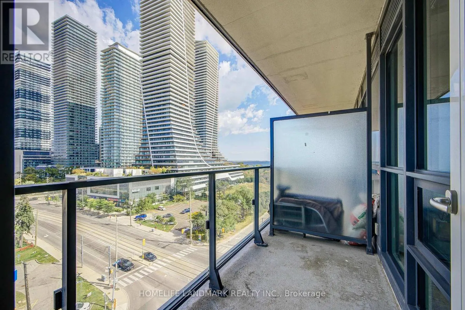 1008 - 2200 LAKESHORE BOULEVARD W