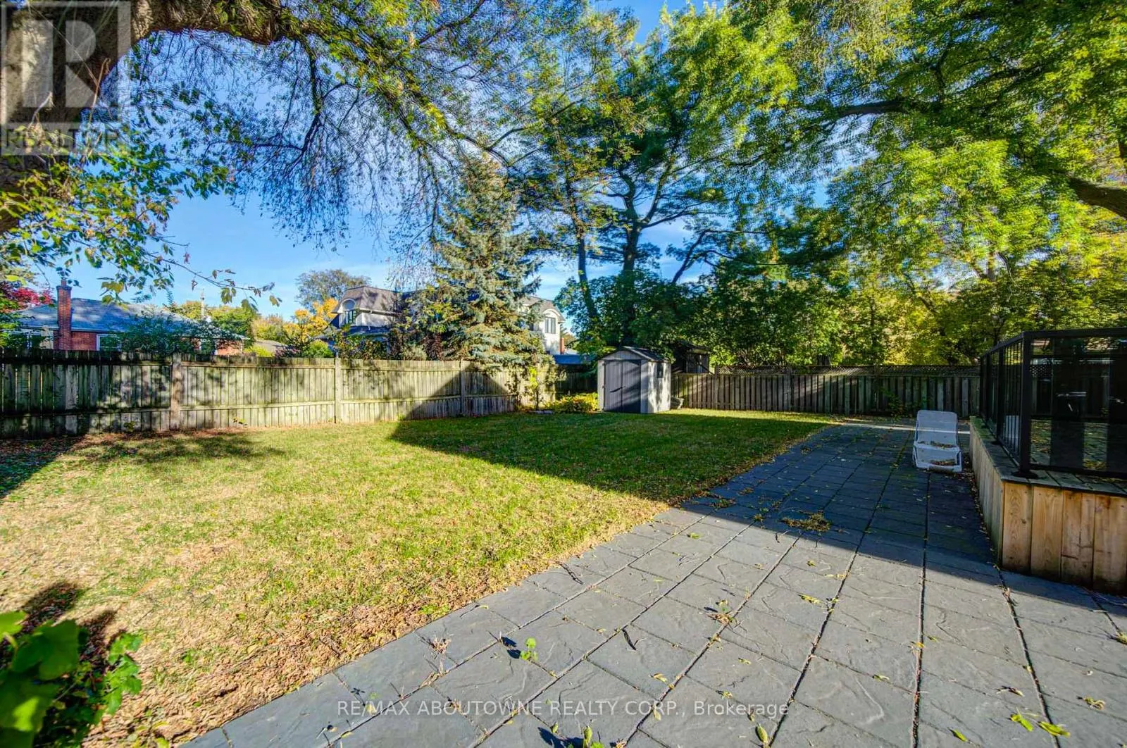 1525 KENMUIR AVENUE