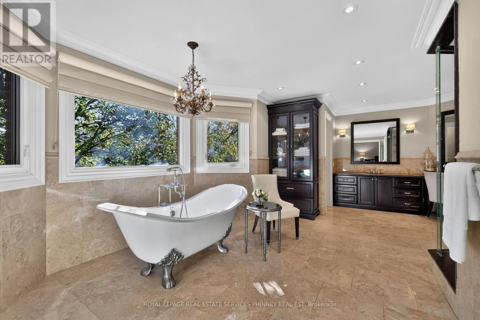 1572 FLAMBOROUGH CIRCLE