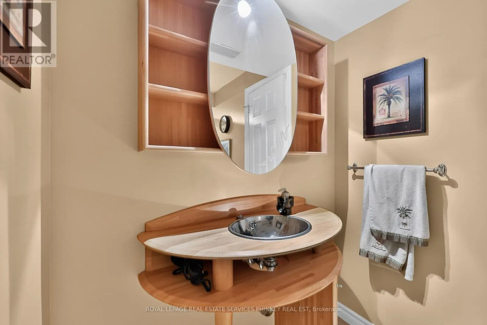 1572 FLAMBOROUGH CIRCLE