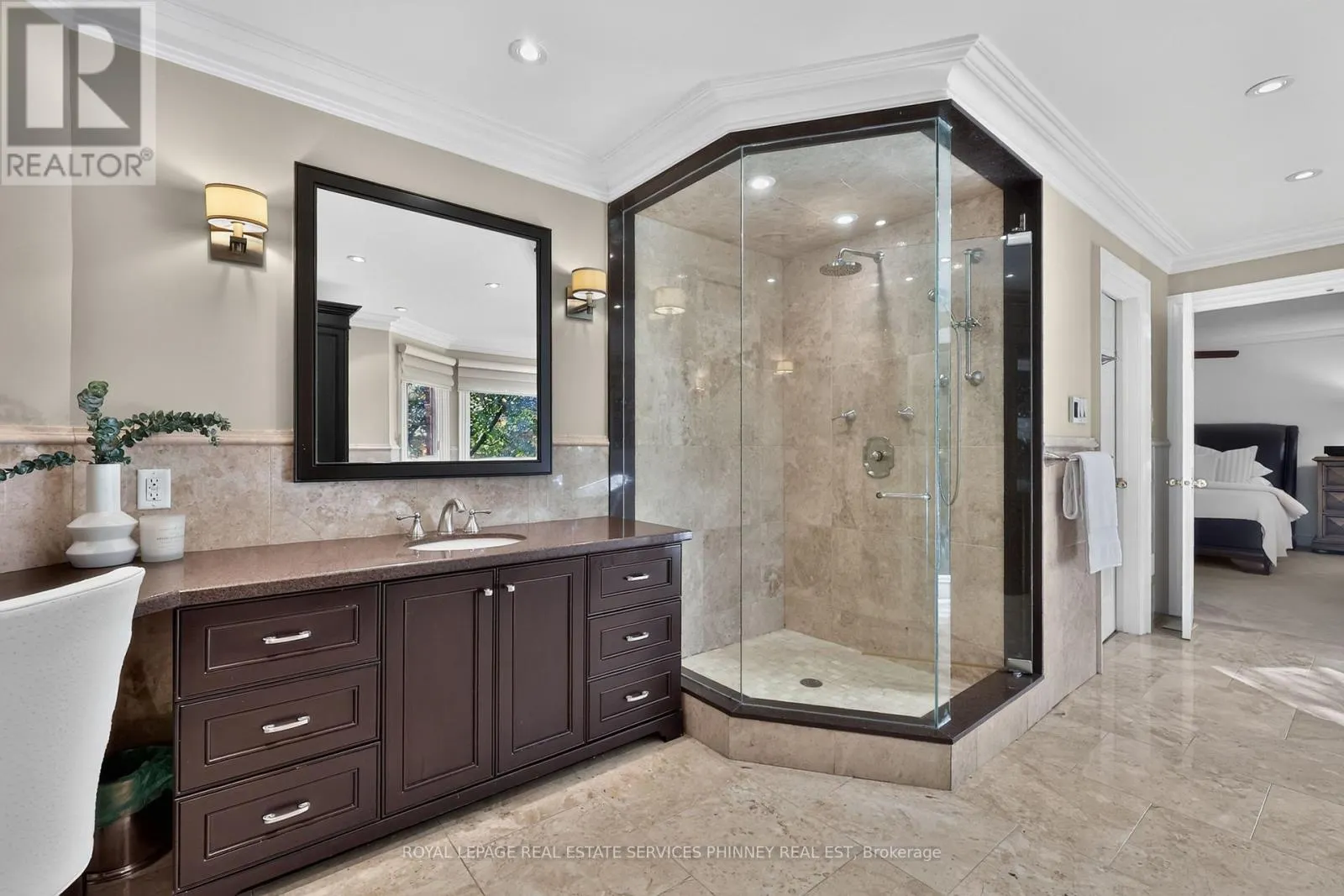 1572 FLAMBOROUGH CIRCLE