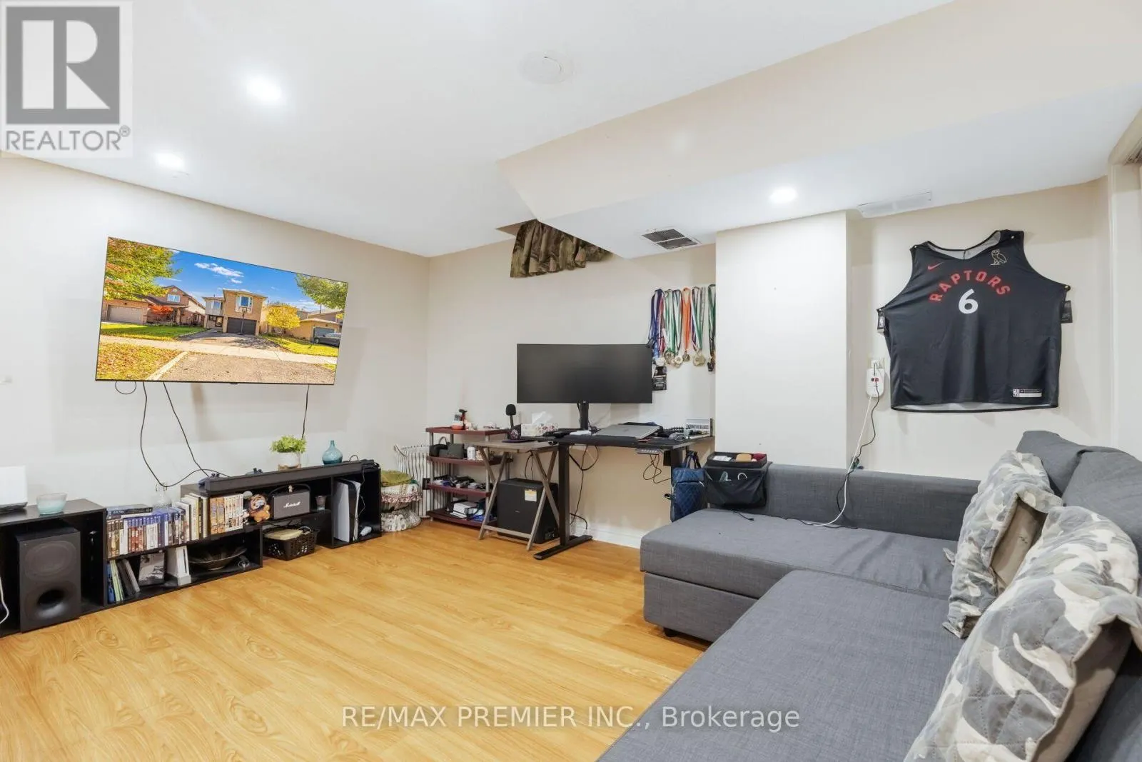 45 ROSEBUD AVENUE