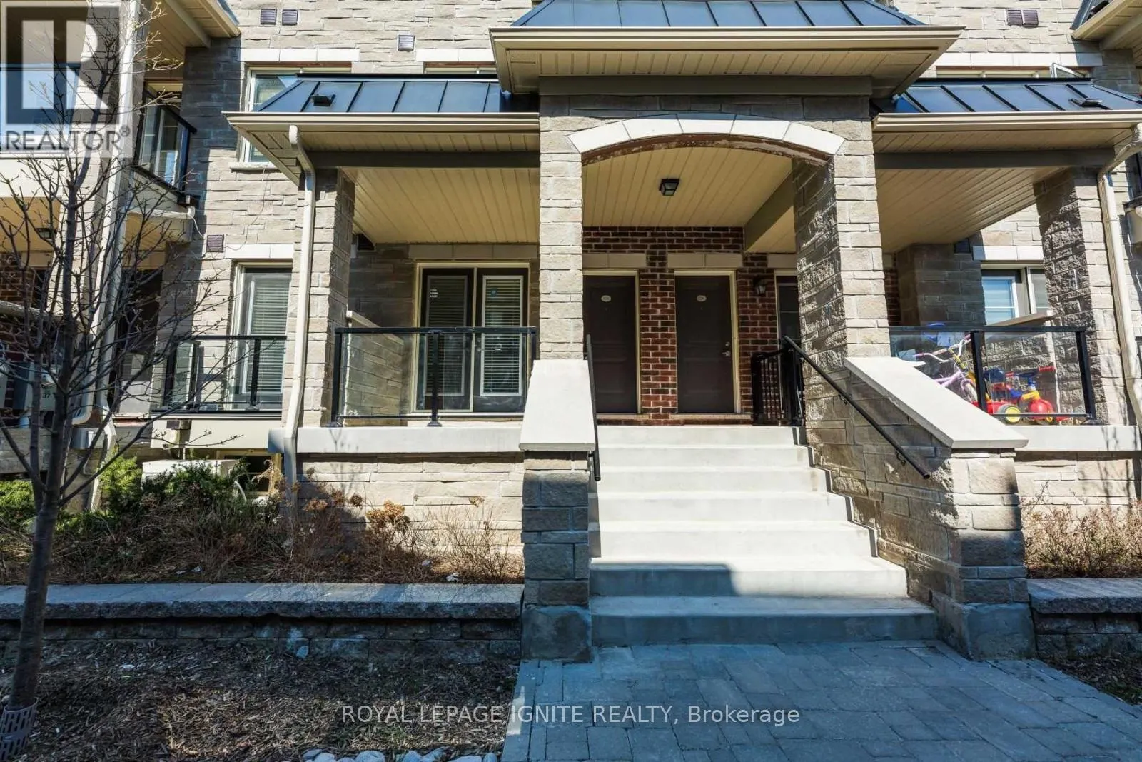 136 - 200 VETERANS DRIVE