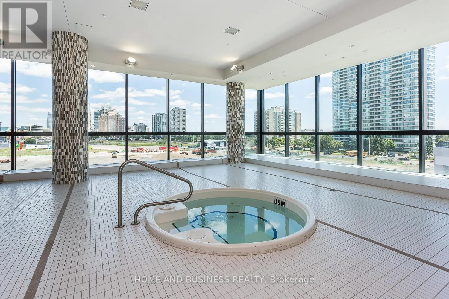 304 - 3985 GRAND PARK DRIVE