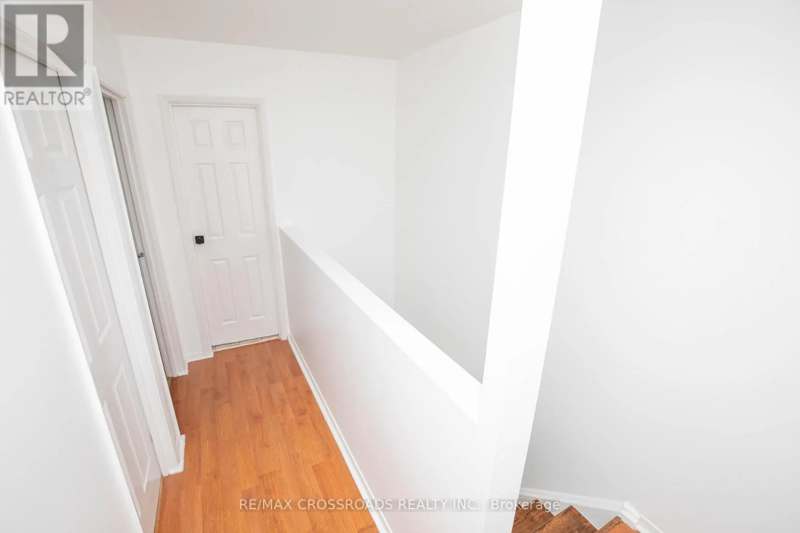 23 - 10 BUR OAK WAY