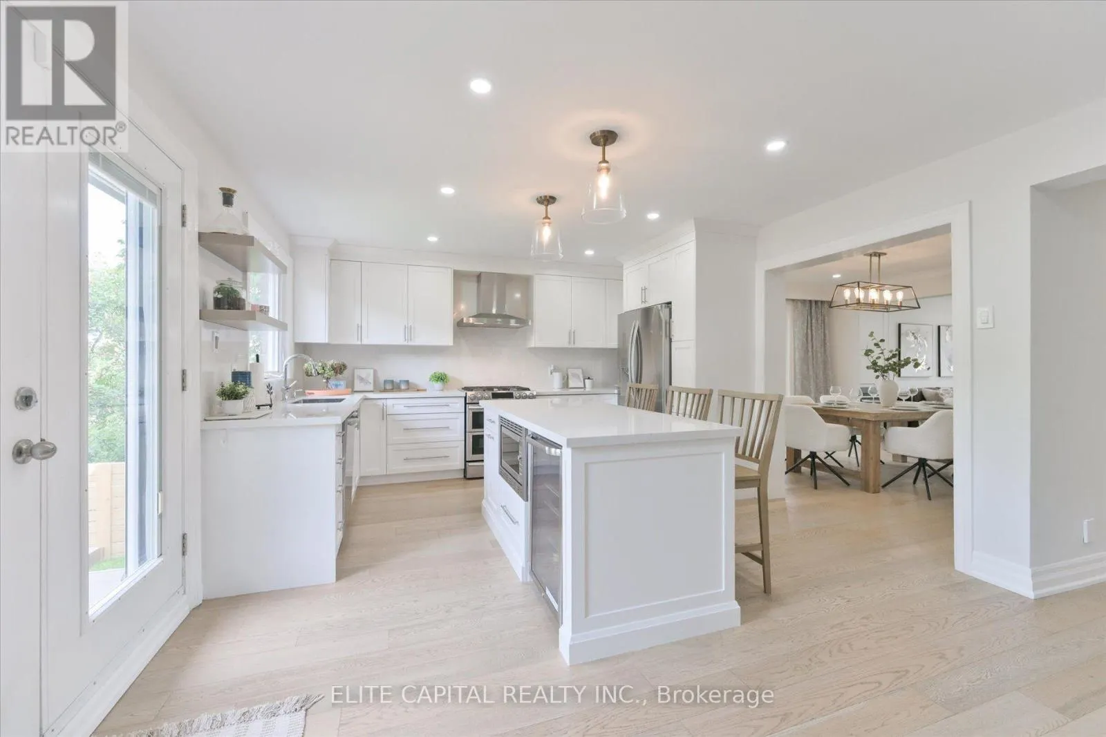 20 RAYMORE DRIVE
