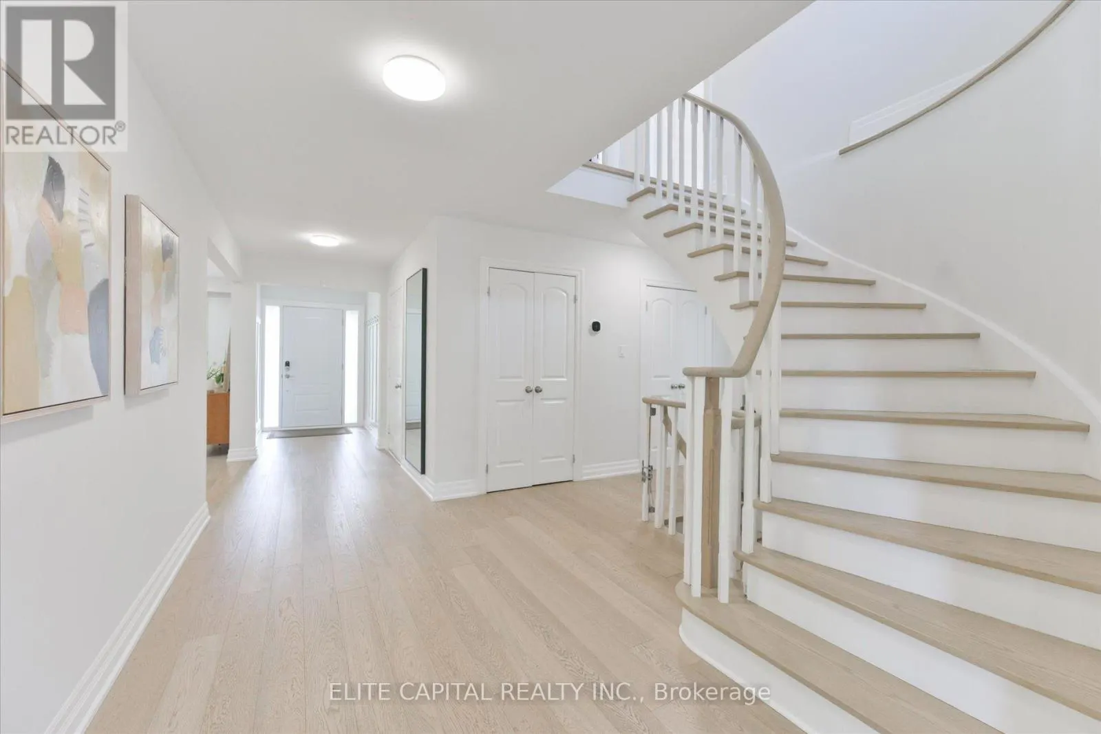 20 RAYMORE DRIVE