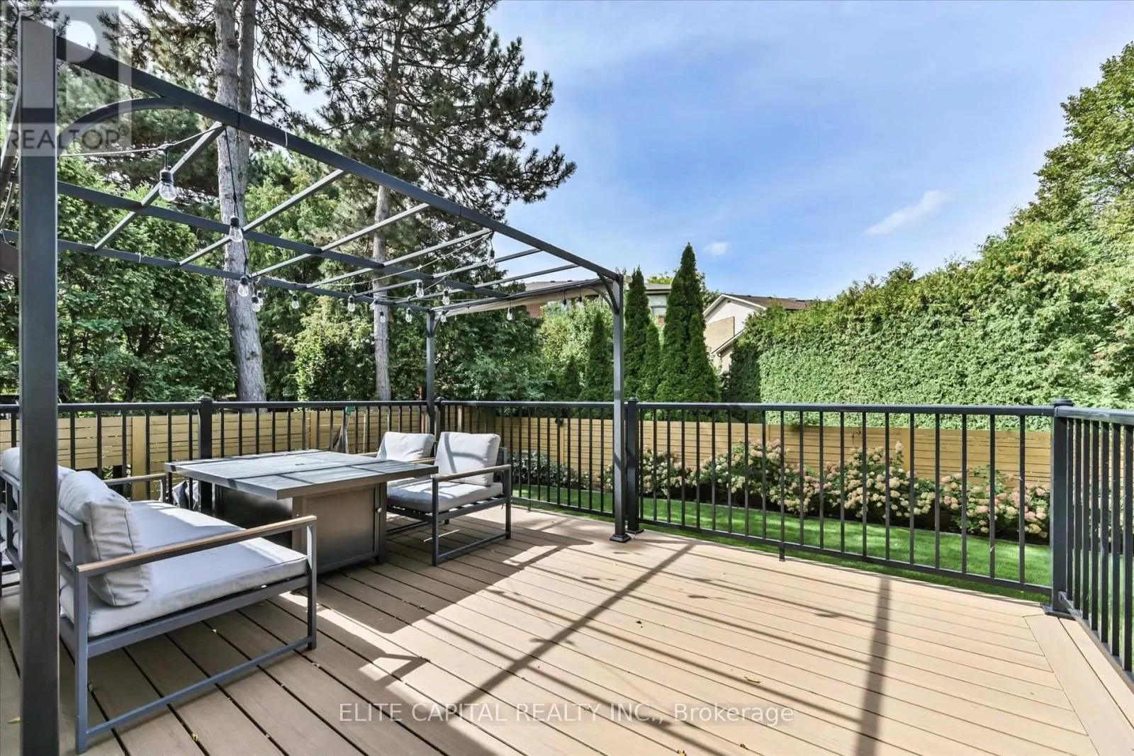 20 RAYMORE DRIVE
