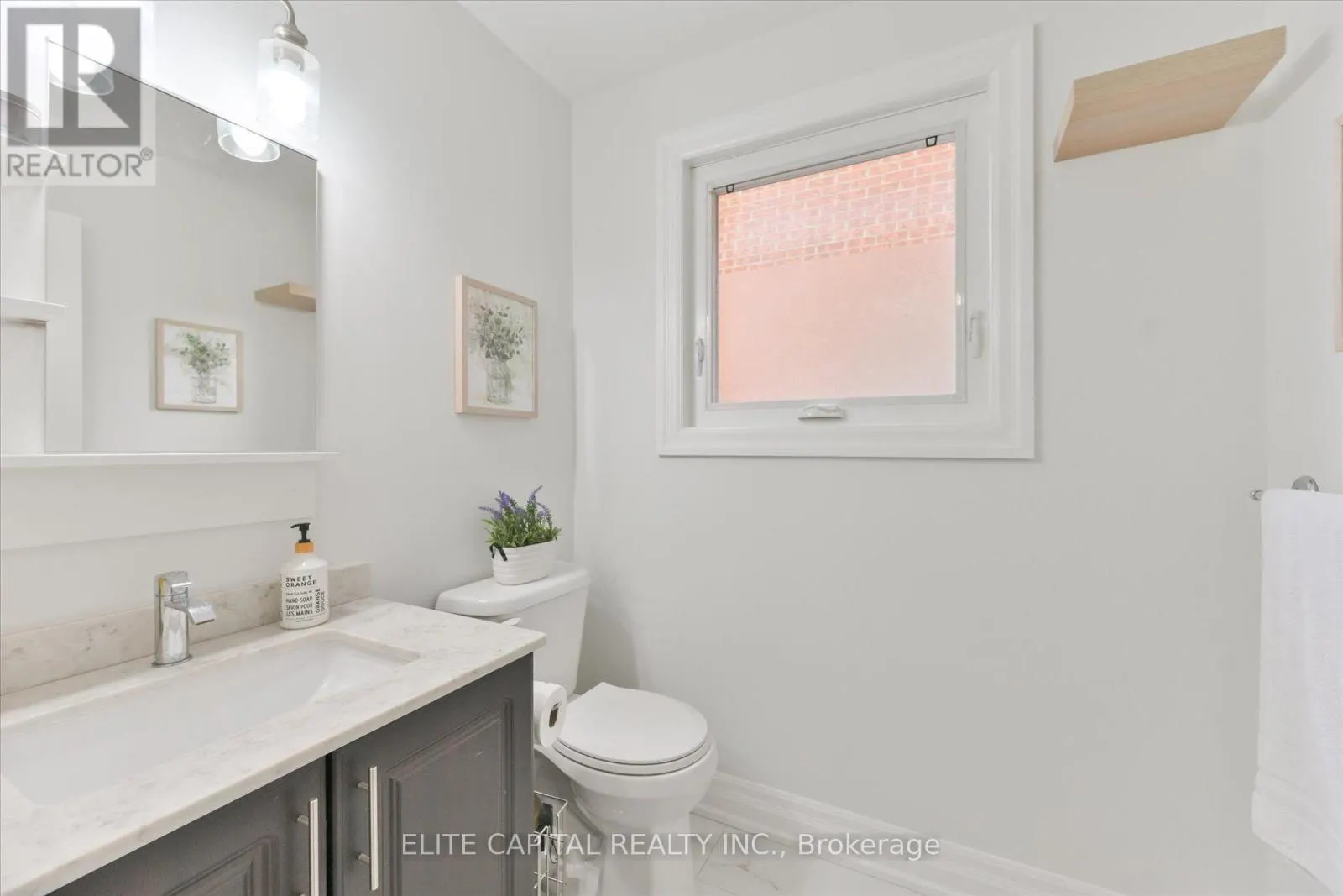 20 RAYMORE DRIVE