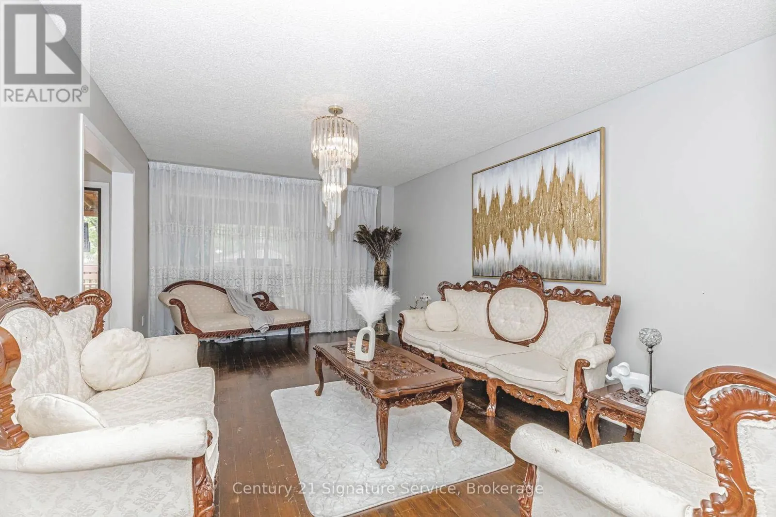 22 MERGANSER CRESCENT