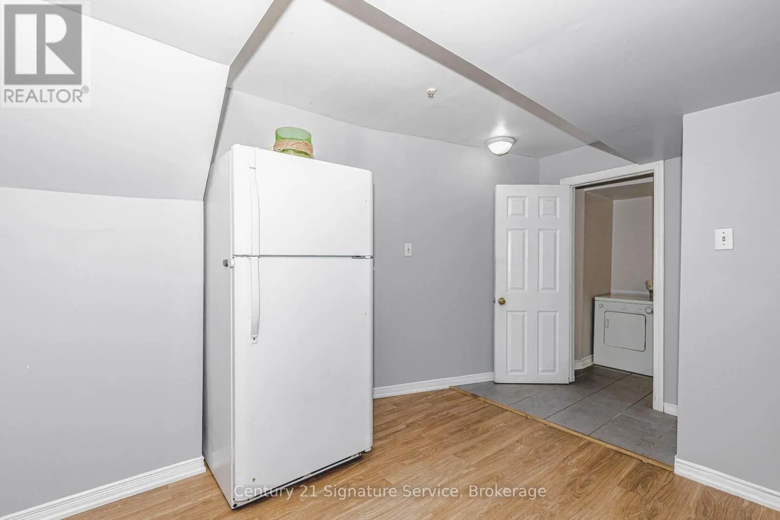 22 MERGANSER CRESCENT