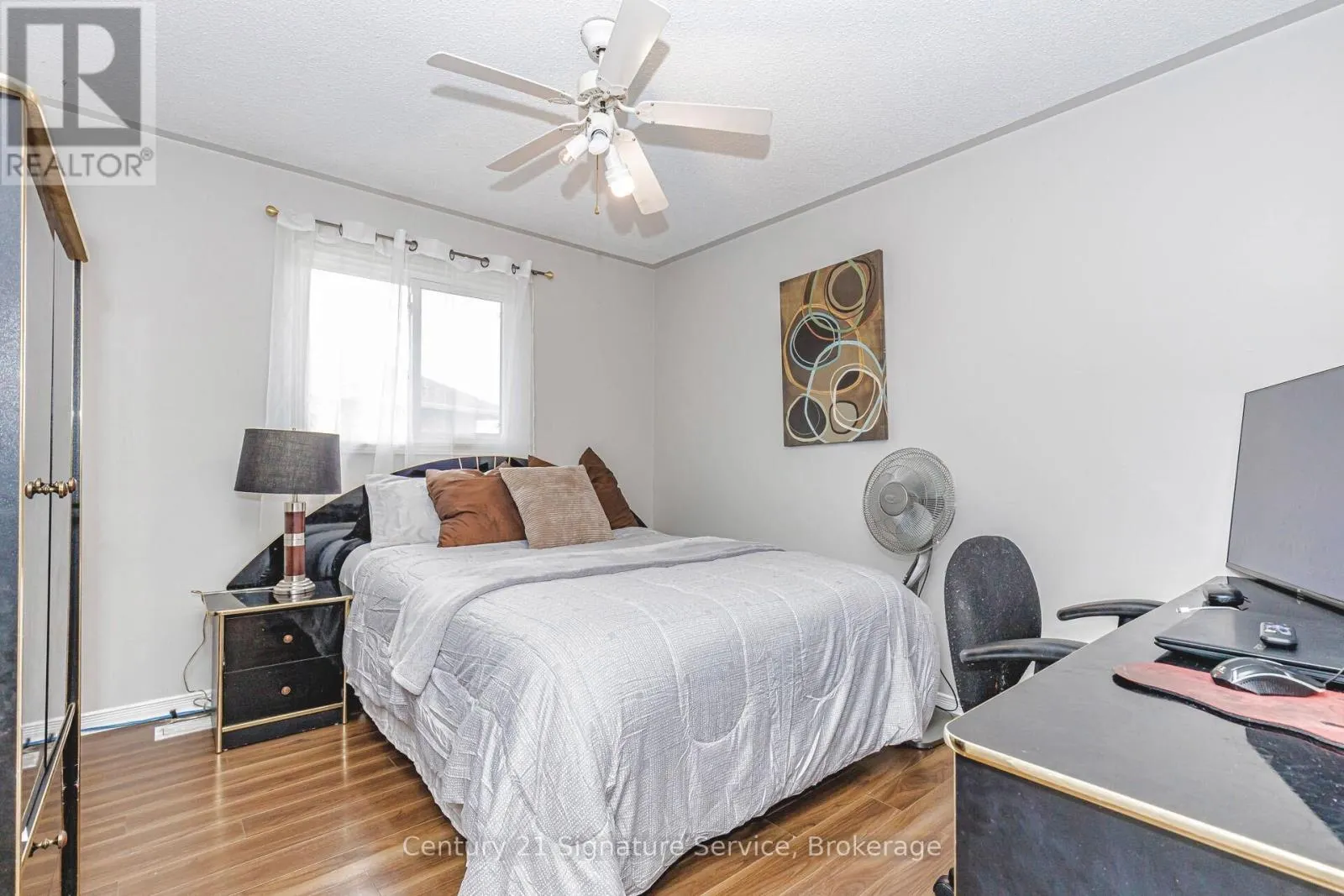 22 MERGANSER CRESCENT