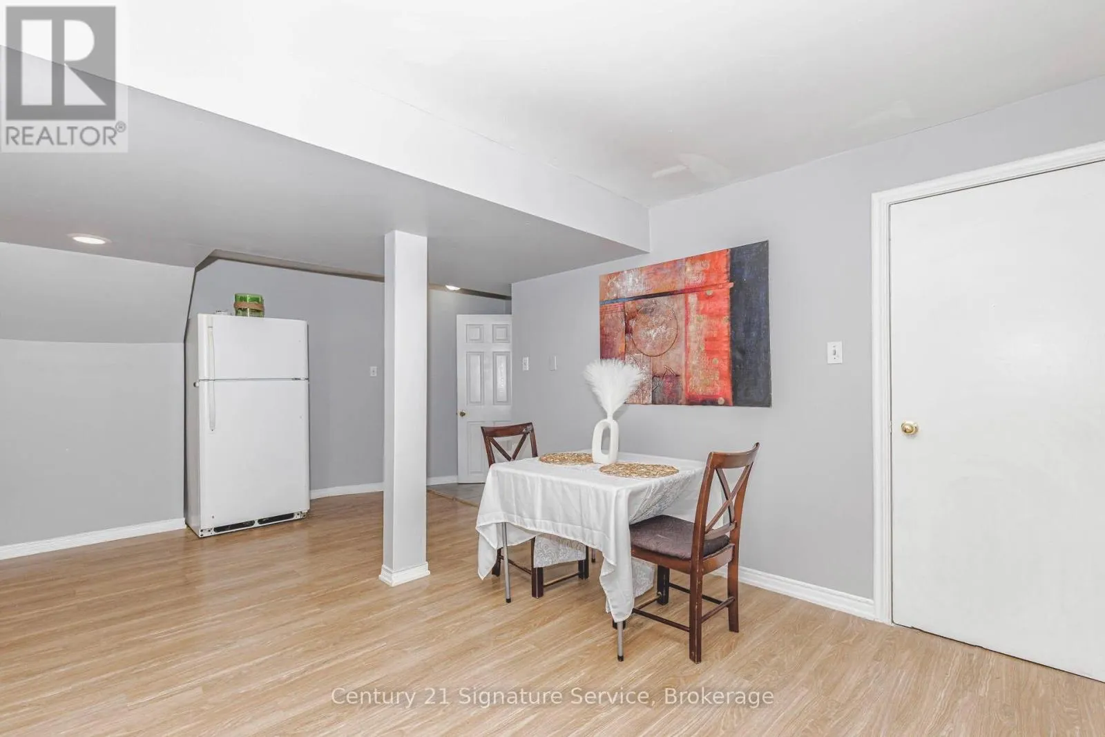 22 MERGANSER CRESCENT