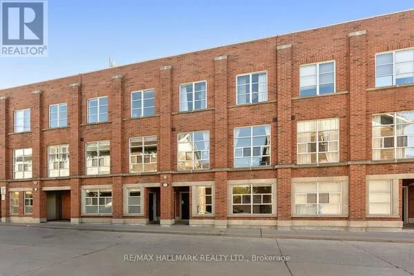 4 - 39 DEKOVEN MEWS