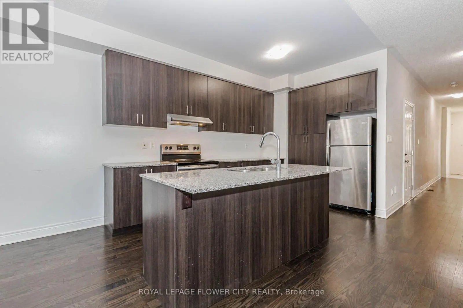 462 SHEAFFE PLACE