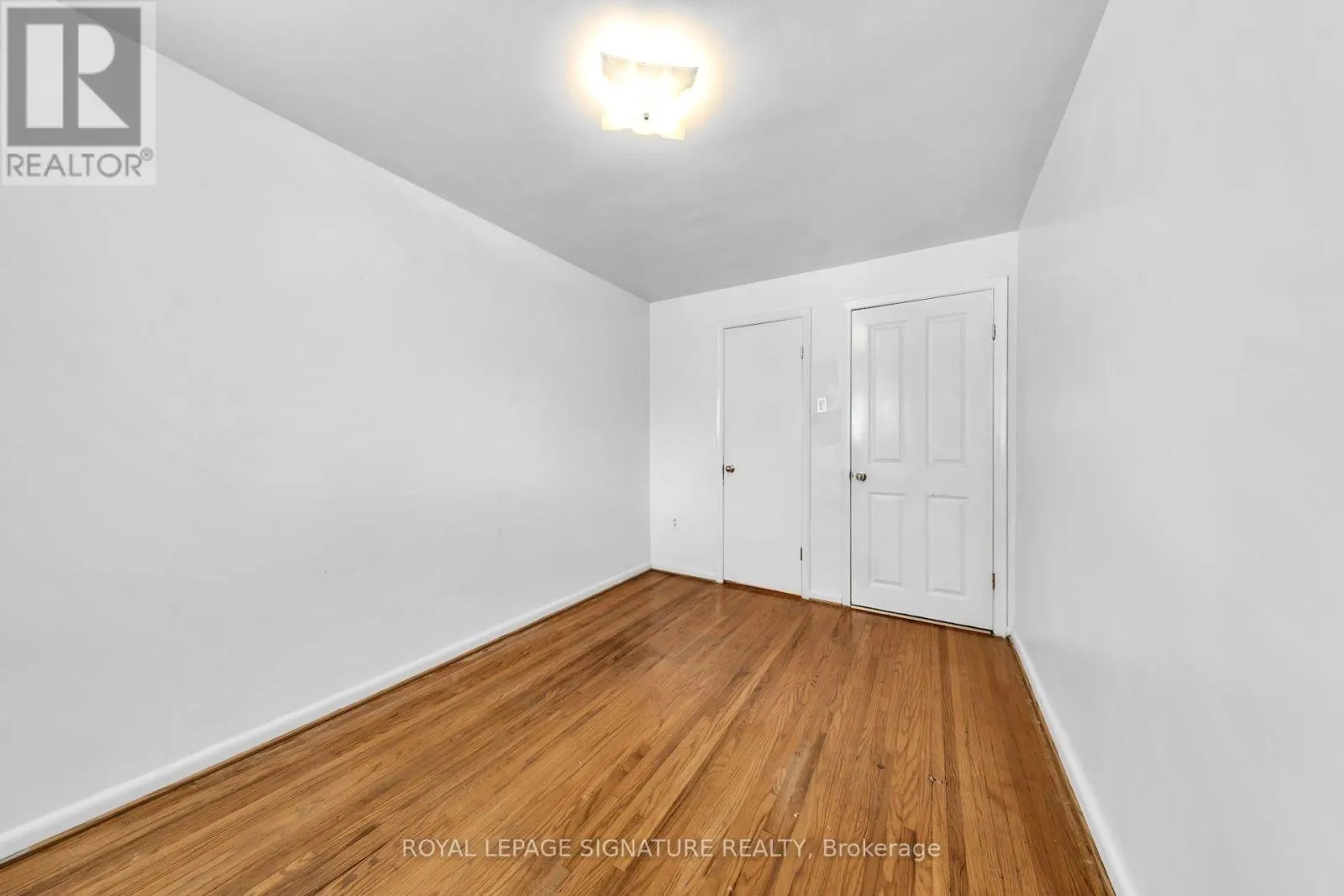 42 LIGHTWOOD DRIVE