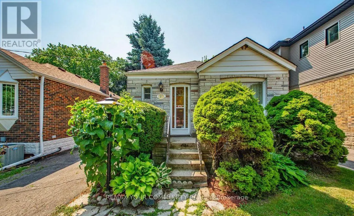 27 STRUTHERS STREET
