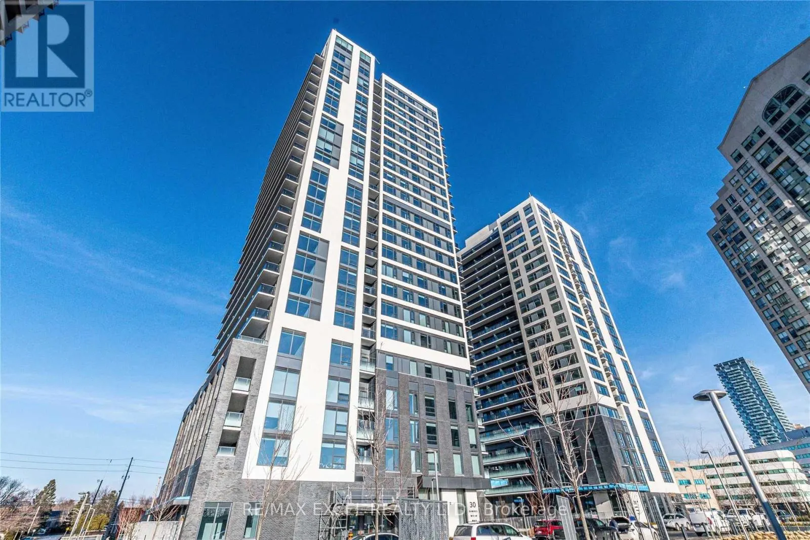 2201 - 30 SAMUEL WOOD WAY