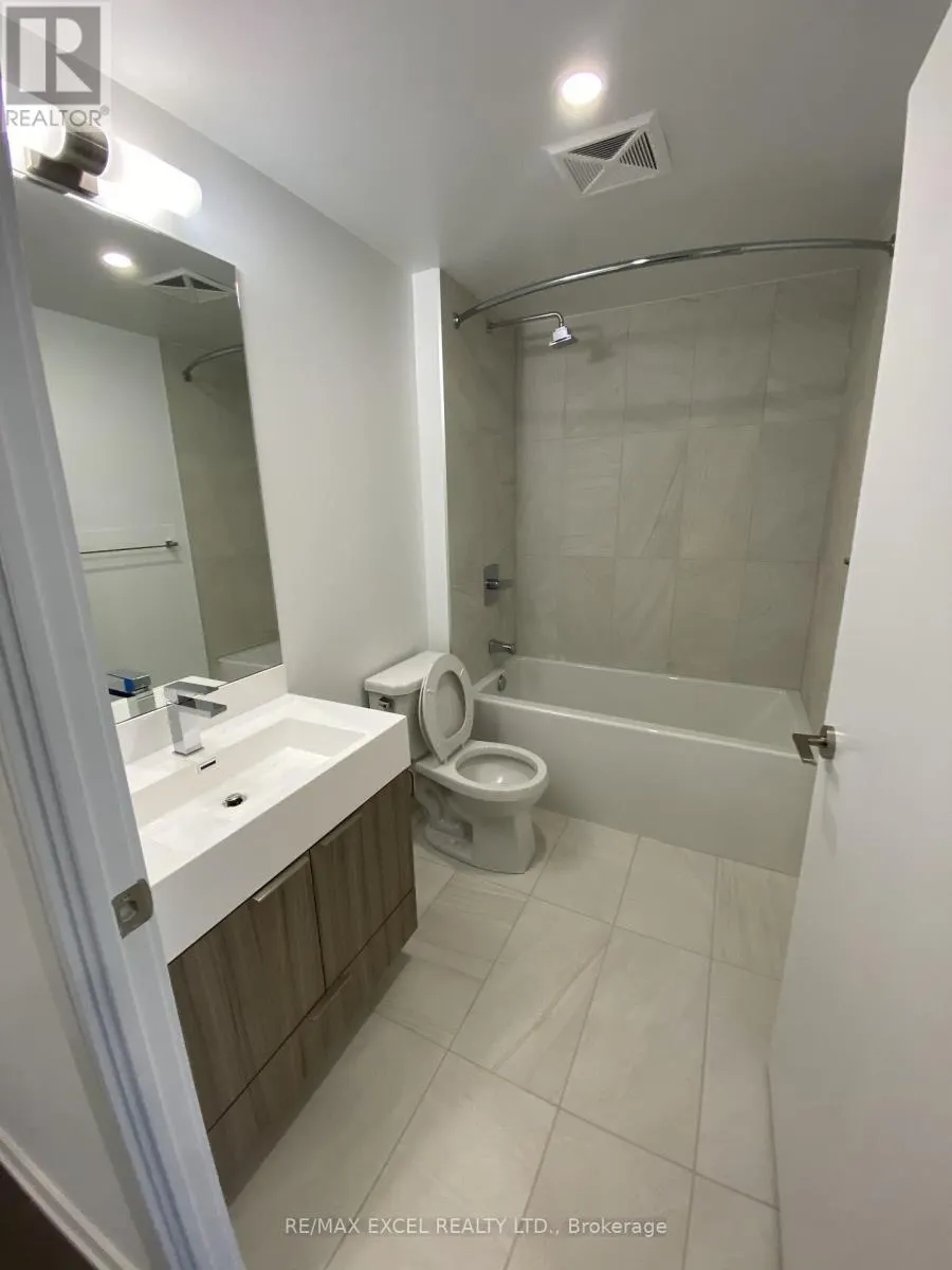 2201 - 30 SAMUEL WOOD WAY