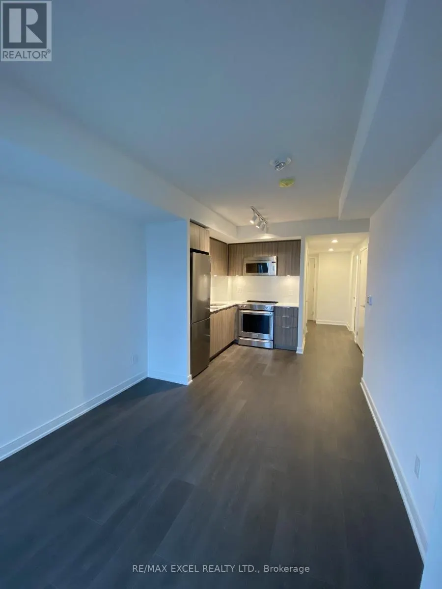2201 - 30 SAMUEL WOOD WAY