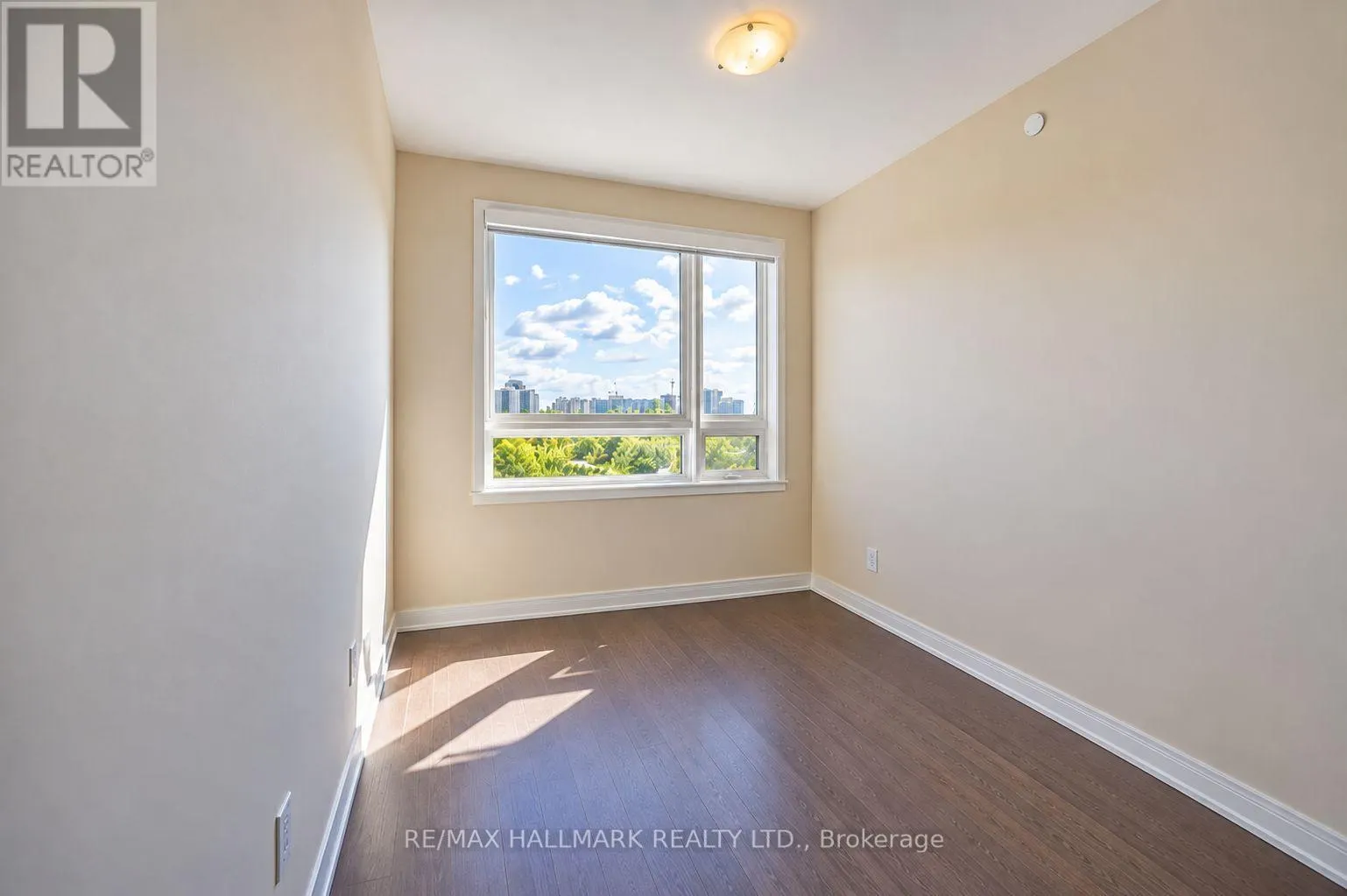315 D - 1100 BRIAR HILL AVENUE