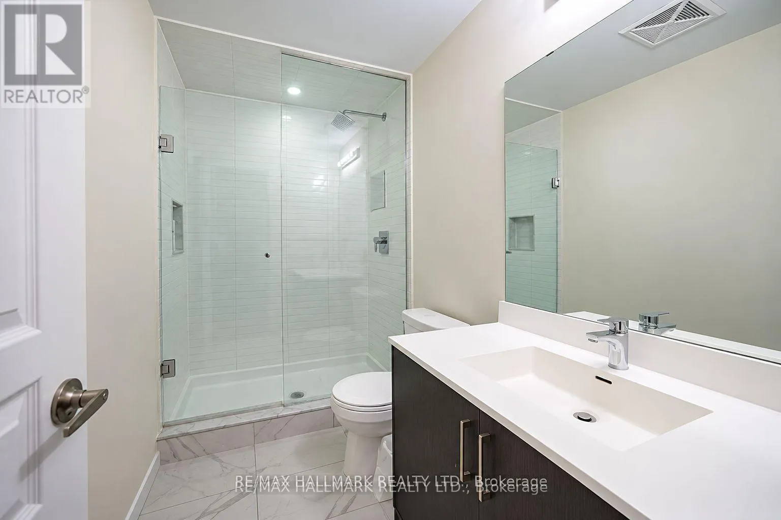 315 D - 1100 BRIAR HILL AVENUE
