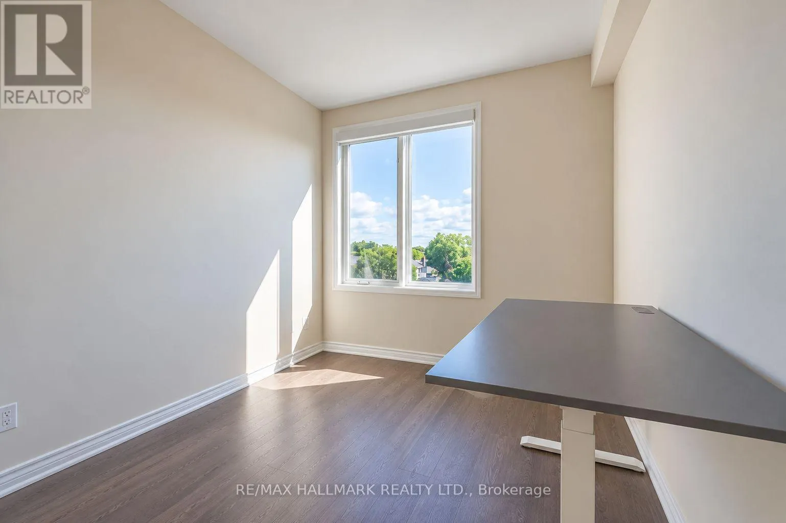 315 D - 1100 BRIAR HILL AVENUE
