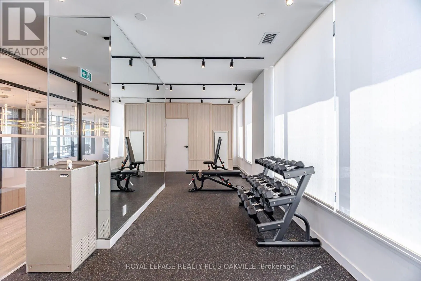 1509 - 3079 TRAFALGAR ROAD
