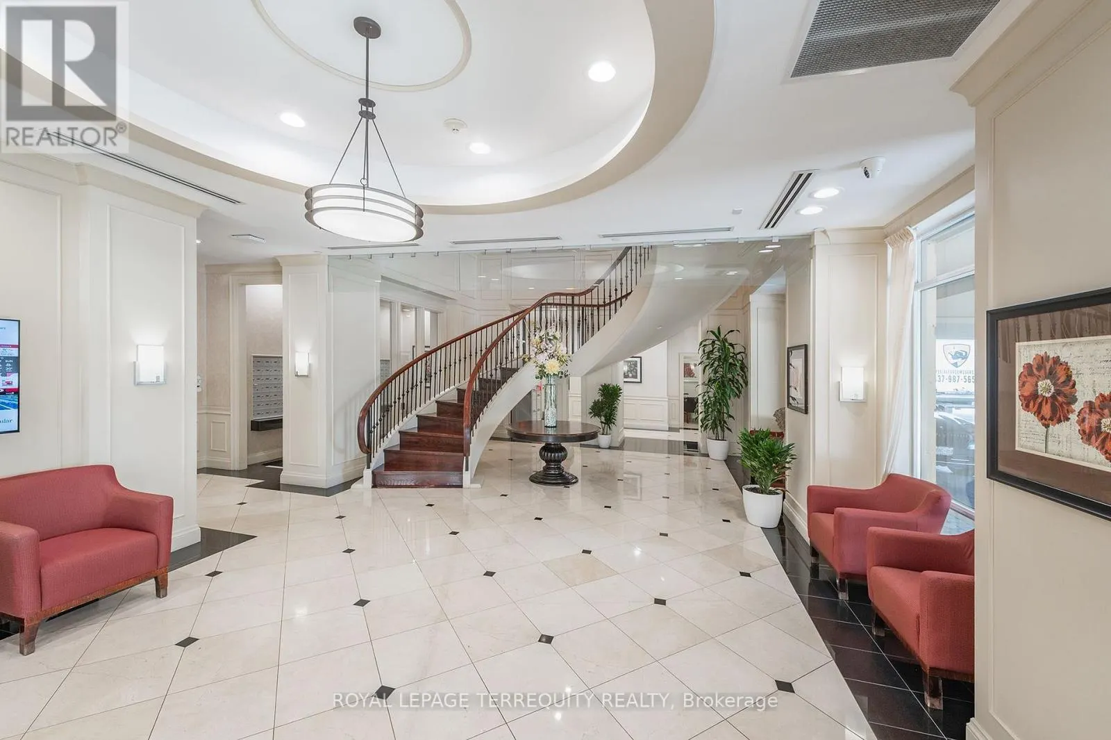 506 - 3 MARINE PARADE DRIVE