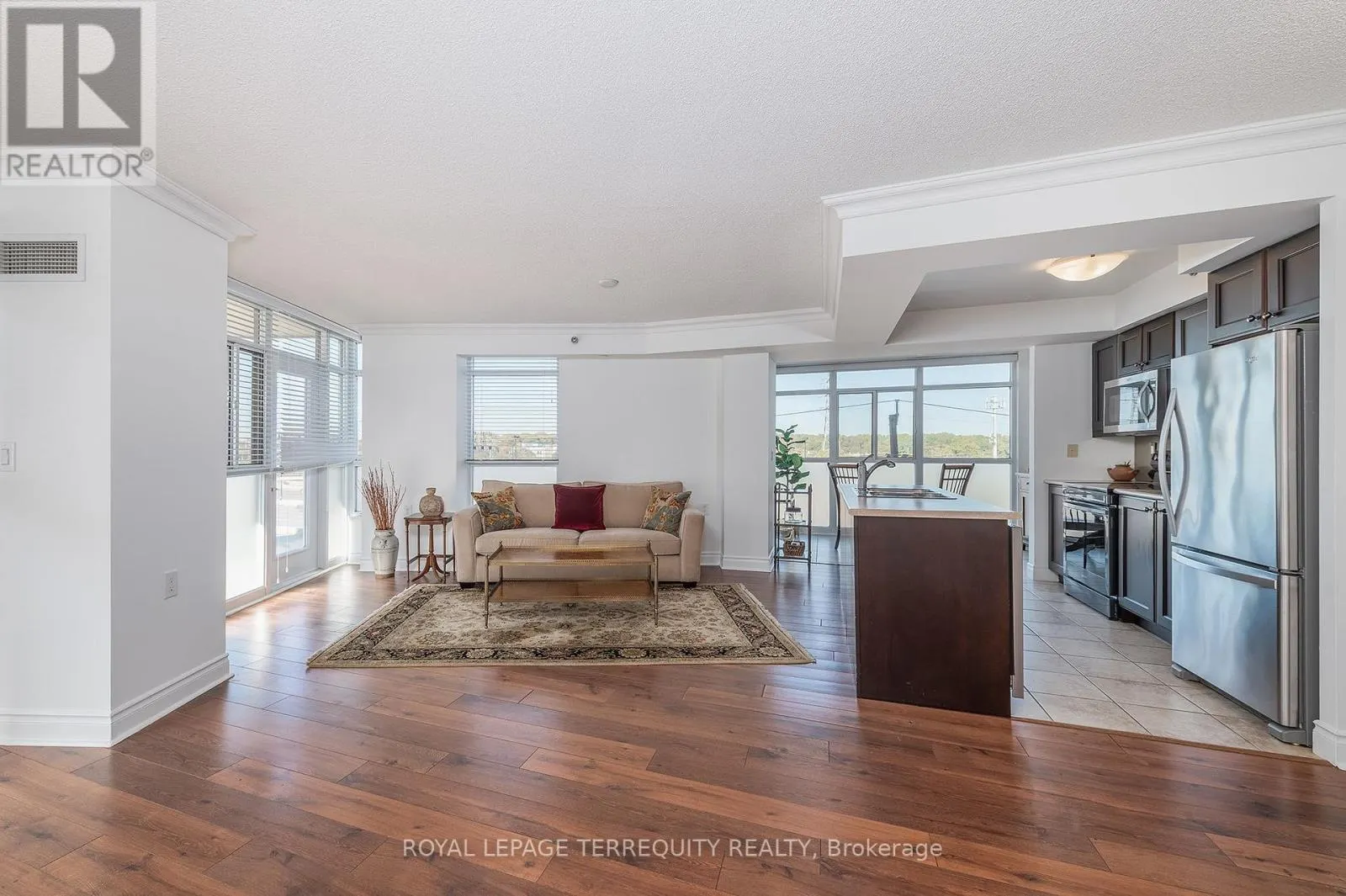 506 - 3 MARINE PARADE DRIVE