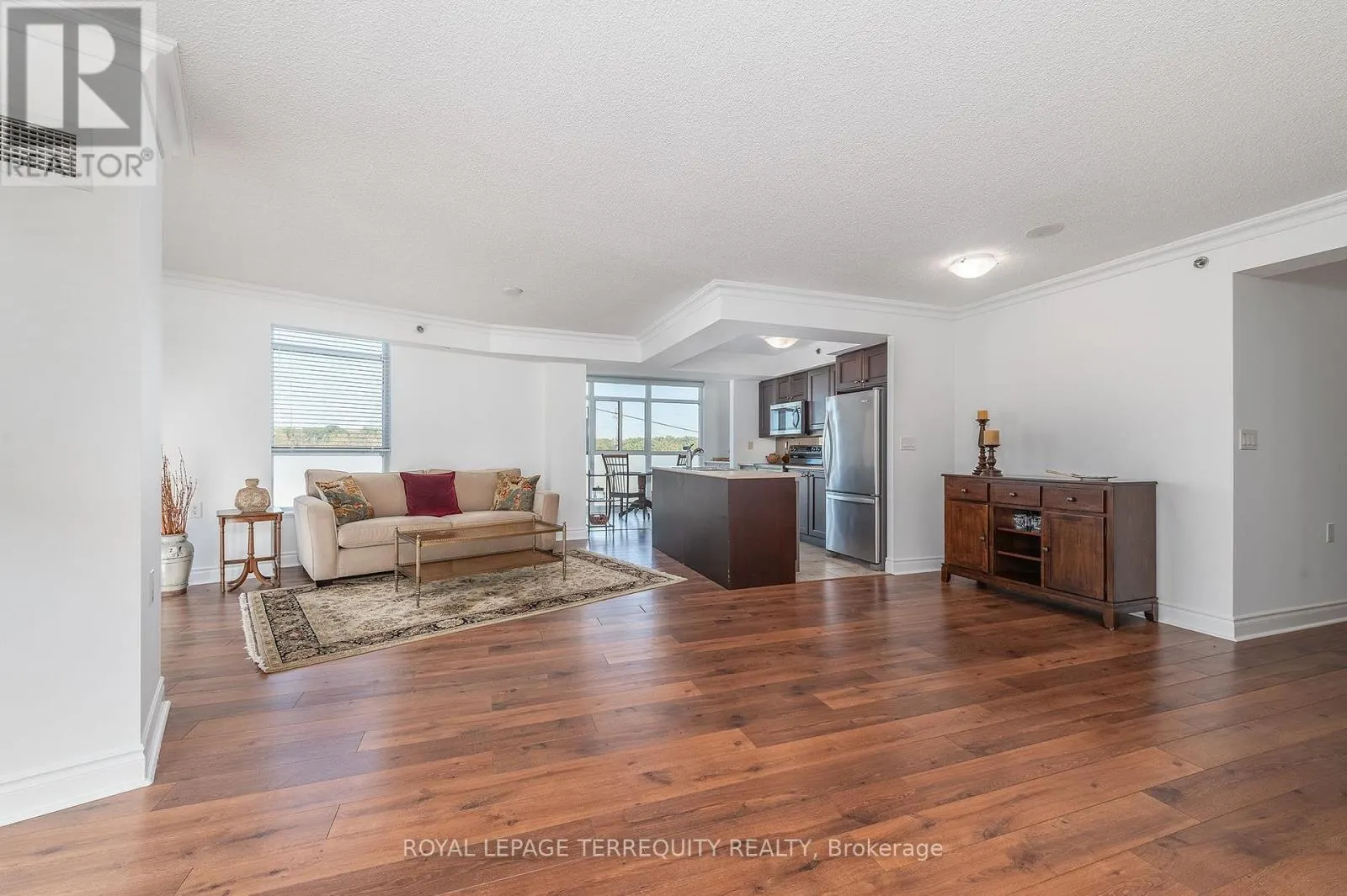 506 - 3 MARINE PARADE DRIVE