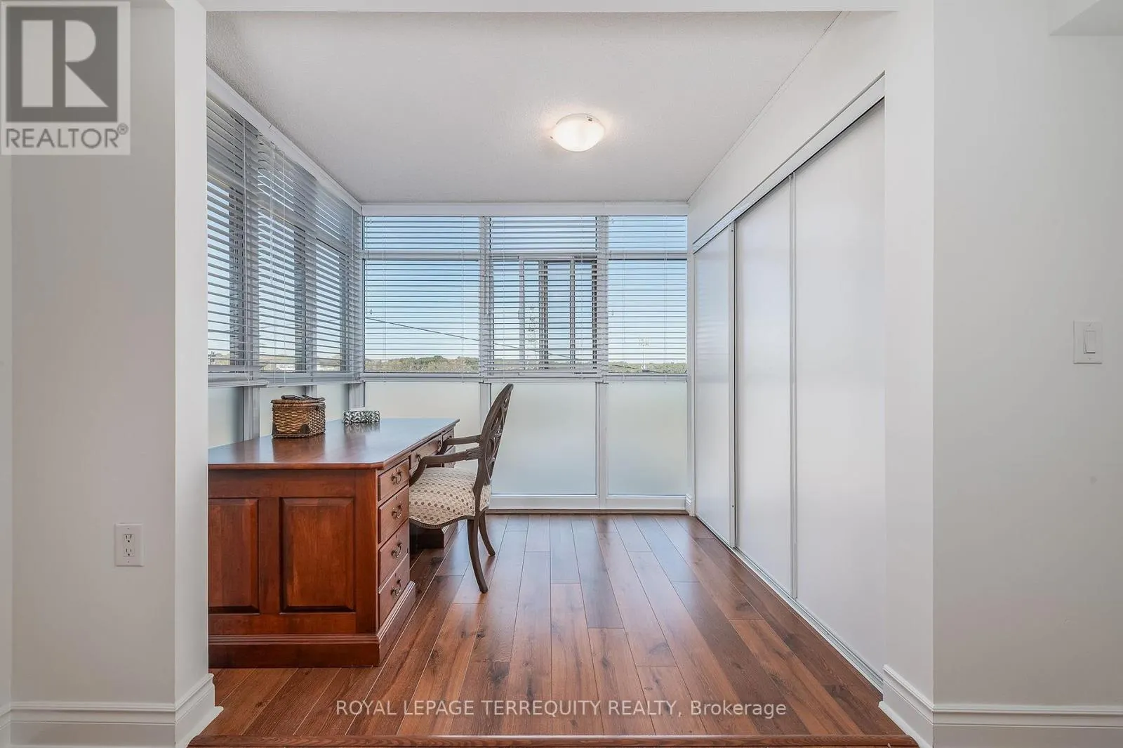 506 - 3 MARINE PARADE DRIVE
