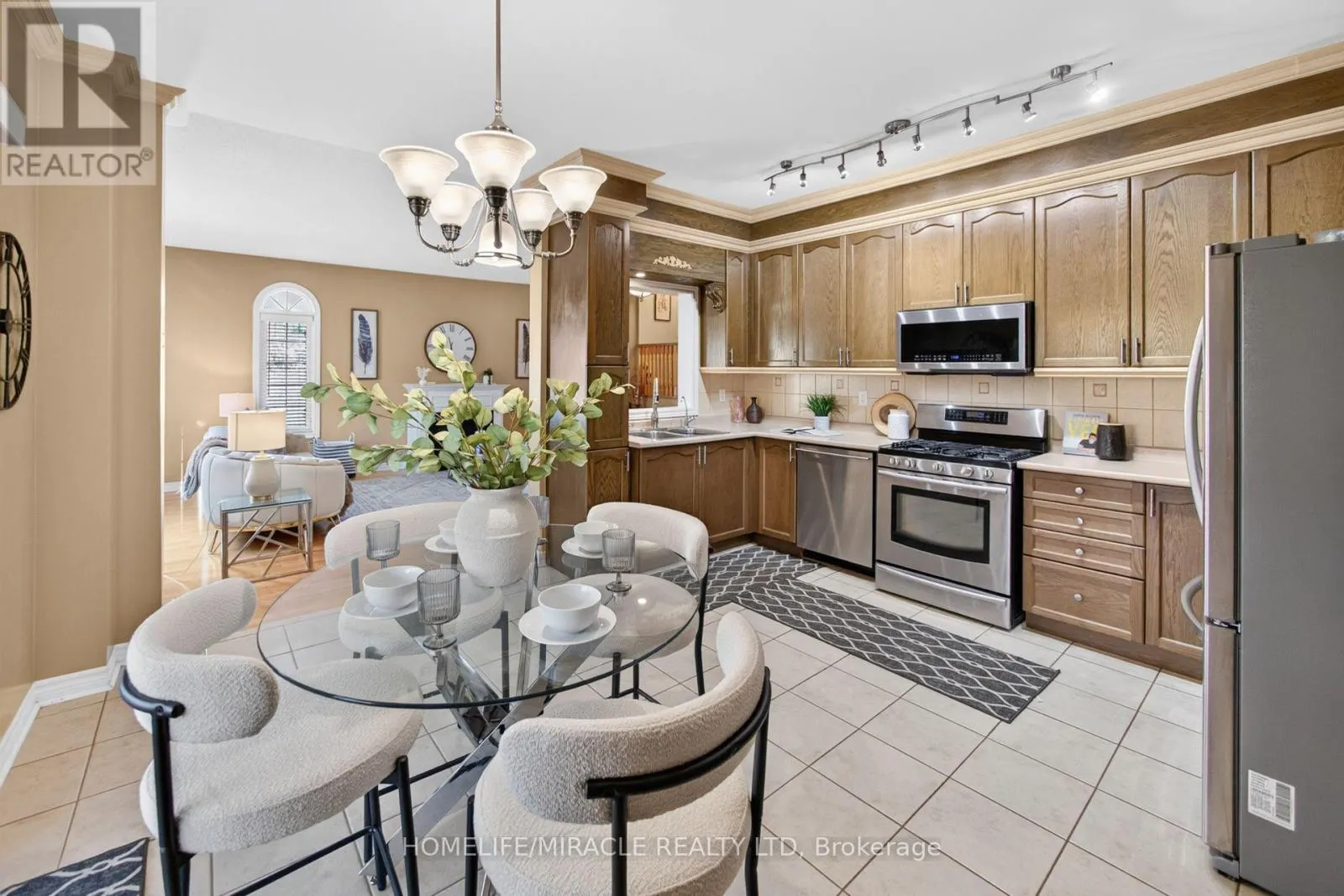 58 SIR JACOBS CRESCENT