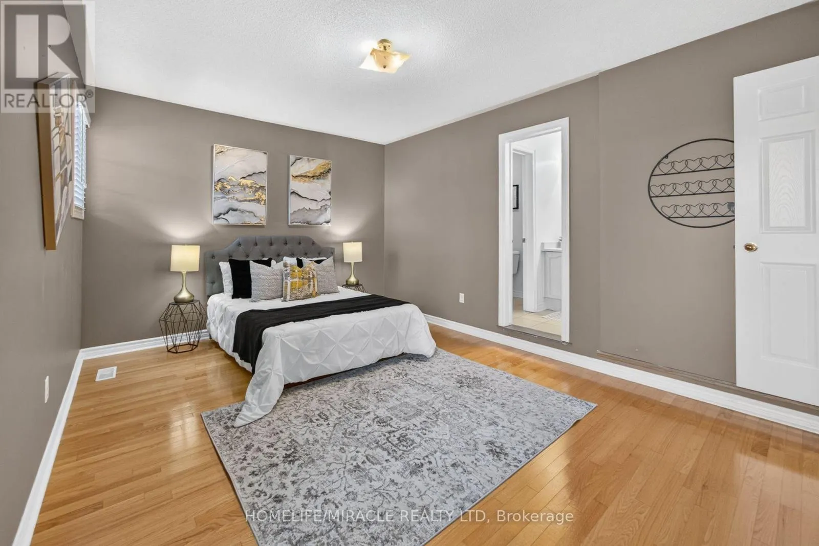 58 SIR JACOBS CRESCENT