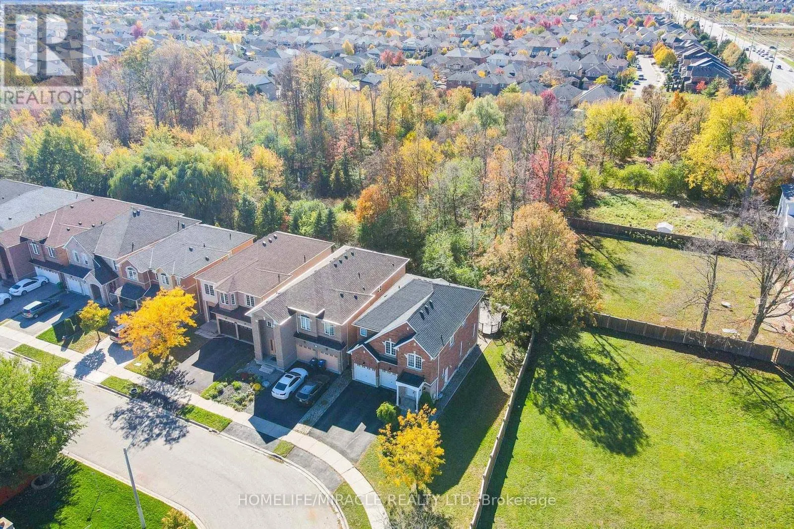 58 SIR JACOBS CRESCENT