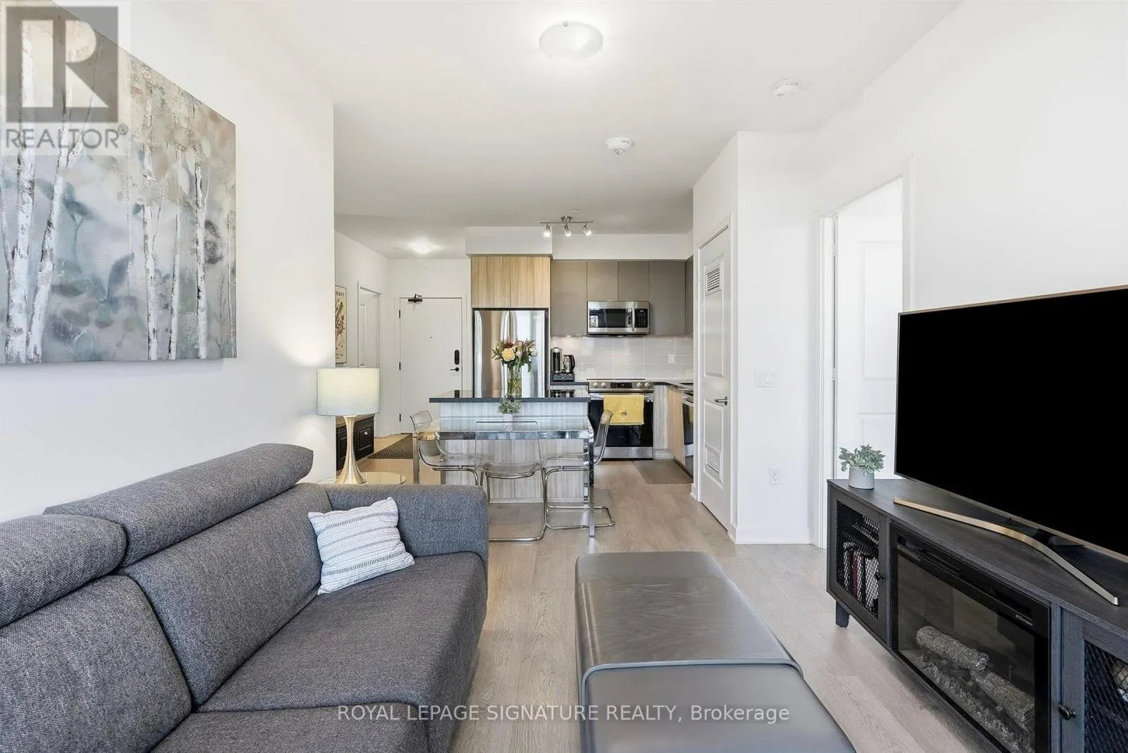 B101 - 4655 METCALFE AVENUE
