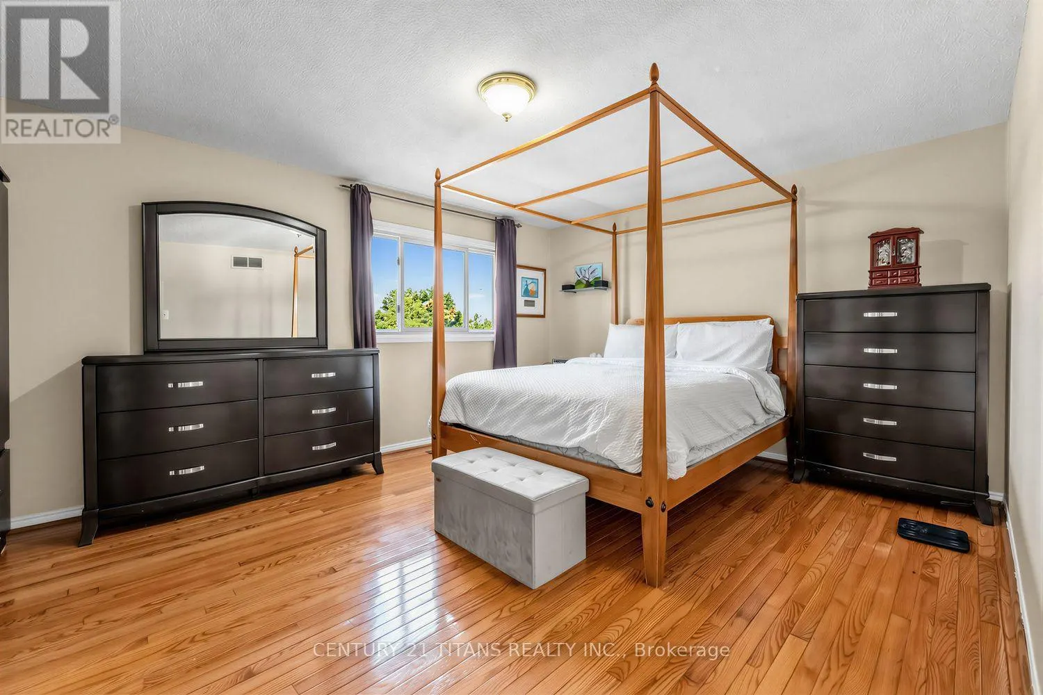 3489 BEAU RIVAGE CRESCENT